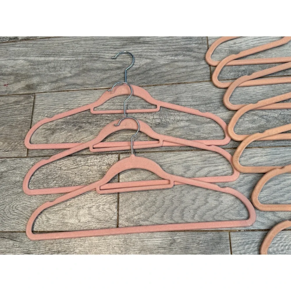Velvet Non Slip Clothes‎ Hangers Lot of 10 Rose Gold Silver Peach Adult Storage